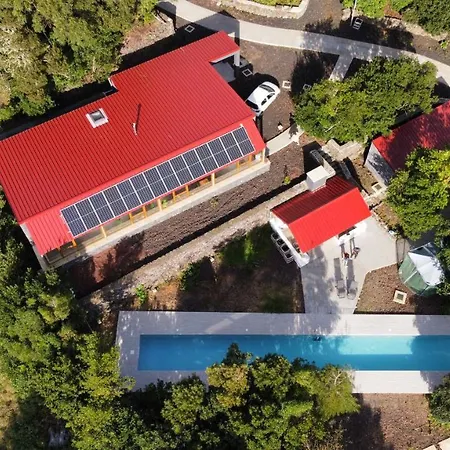 ロッジ Quinta Do Abacate - Glamping Park アングラ・ド・エロイーズモ