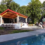 Quinta Do Abacate - Glamping Park אכסניה