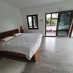 אכסניה Quinta Do Abacate - Glamping Park Angra do Heroísmo