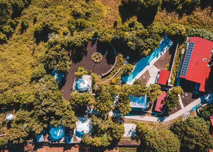 אכסניה Quinta Do Abacate - Glamping Park *