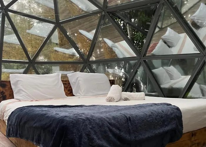 Quinta Do Abacate - Glamping Park Lodge Angra do Heroismo